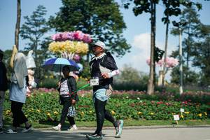 BIB: 
                            <button type="button" onclick="openModal(27621971)" class="btn btn-primary btn-sm float-right btn-popup" data-toggle="modal" data-target=".modal-high-quality">
                        <i class="fas fa-shopping-cart"></i> Add to Cart
                    </button>
                                            <button type="button" onclick="isThisMe(27621971, true)" class="btn btn-success btn-sm float-right btn-popup btn-isme hidden" data-toggle="tooltip" data-placement="bottom" title="นี่คือรูปของคุณใช่ไหม คลิกที่นี่เพื่อเอาเข้าอัลบั้ม">
                        <i class="fas fa-plus"></i> Add to album
                    </button>
                    <button type="button" onclick="isThisMe(27621971, false)" class="btn btn-warning btn-sm float-right btn-popup btn-isnotme hidden">
                        <i class="fas fa-ban"></i> Remove from album
                    </button>